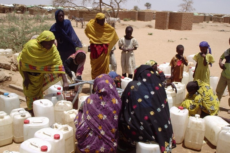 People in Darfur collecting water